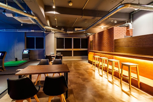 BRIGHT GolfRange &Bar 3