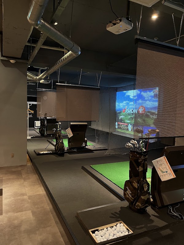 BRIGHT GolfRange &Bar 5