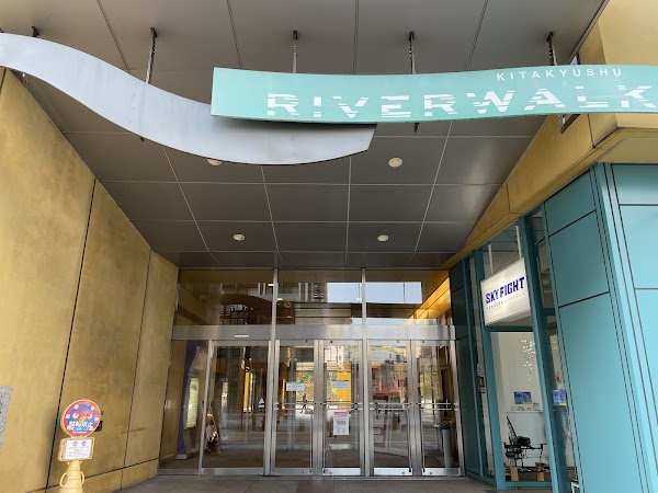 【 ゴルフスクール 】 チキンゴルフ リバーウォーク北九州 店 4