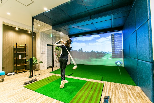 Lounge Range 成城学園前（ラウンジレンジ）｜会員制インドアゴルフ場・シミュレーションゴルフ場 2