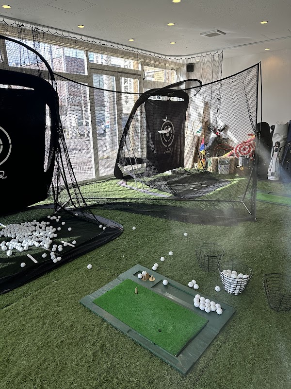 室内ゴルフ練習場 GOLF CLINIC