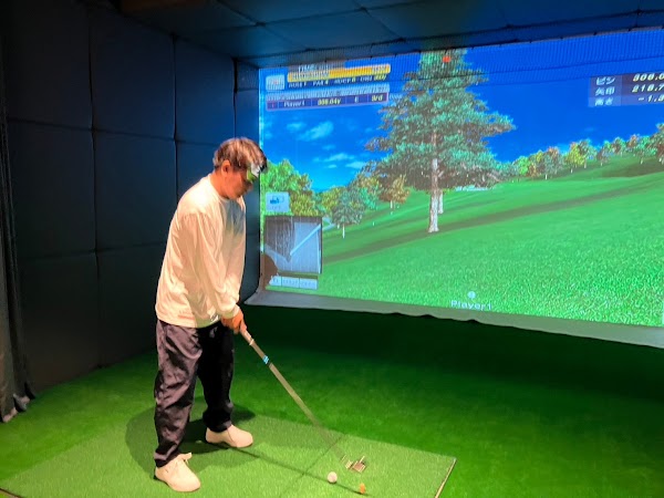 FIRST THE GOLF ゴルフ室内練習場 京都駅 3