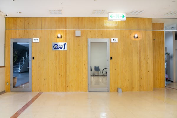 GOLF ONE インドアゴルフ練習場 4