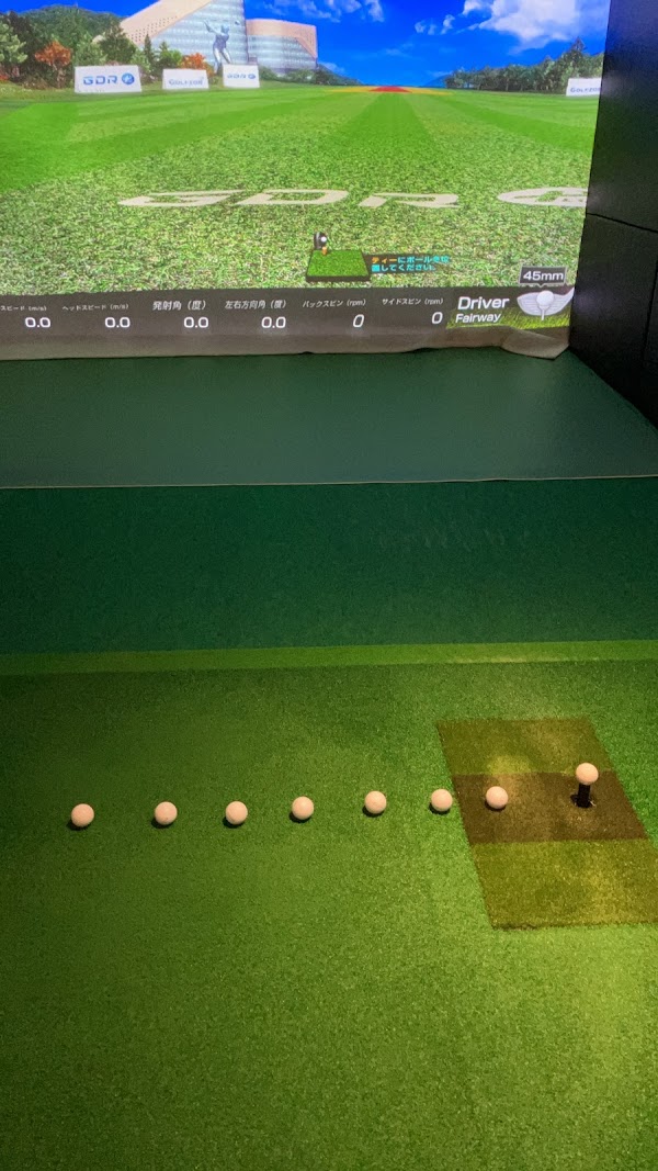 GOLF ONE インドアゴルフ練習場 5