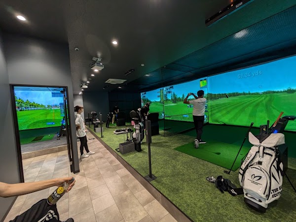 シミュレーションゴルフ練習場【グッショ！】 2