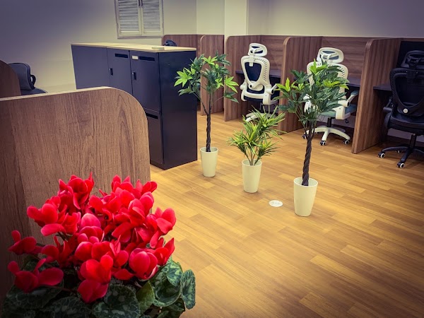 CoWorks24佐世保店 5