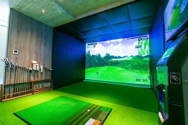 LoungeRange 二子玉川｜会員制インドアゴルフ場・シミュレーションゴルフ場 3