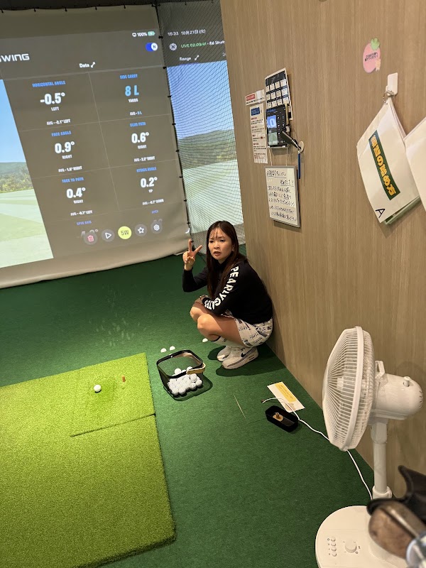 インドアゴルフスタジオTARGET 3