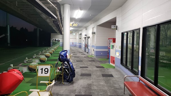 前山ゴルフセンター 4