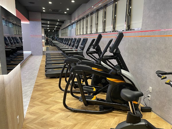 AI フィットネス GRANLAB 高松丸の内 2