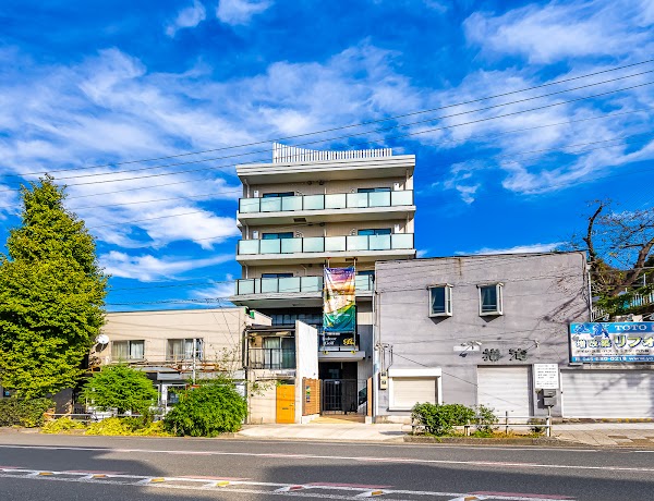 Lounge Range 横浜元町｜会員制インドアゴルフ場・シミュレーションゴルフ場 4