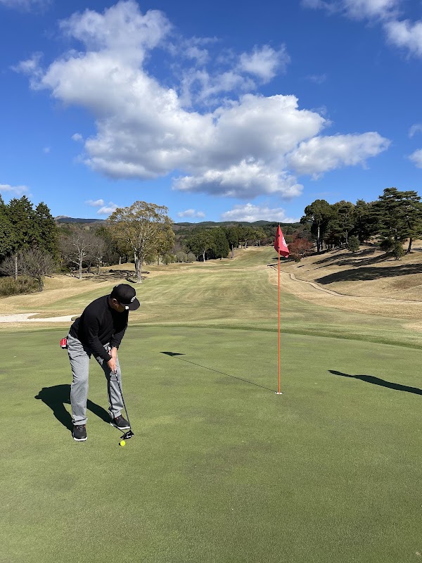 AZZURRO GOLF & FIT ／ アズーロ ゴルフ&フィット 藤沢 3