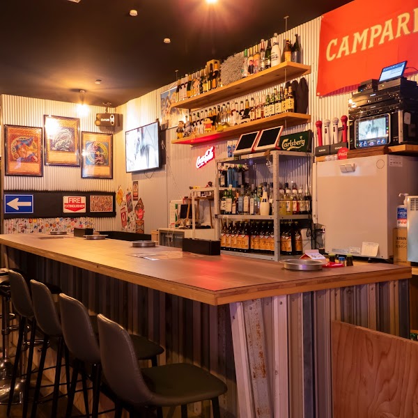 アミューズメントバー TSUKUSHI（つくし）〜シミュレーションゴルフ〜